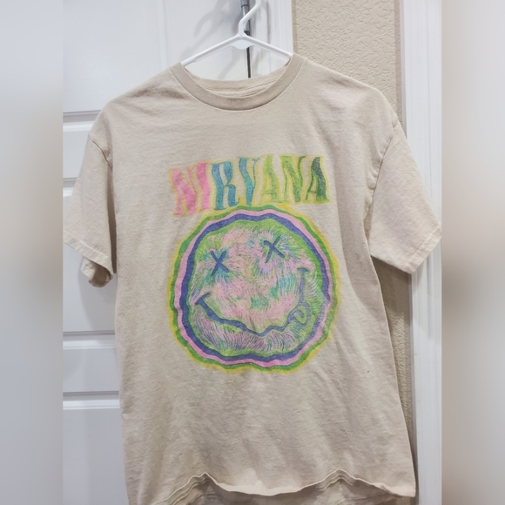 Nirvana‎ tee